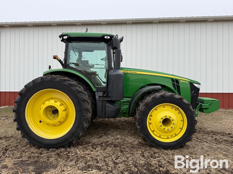 2011-john-deere-8310r-image-4
