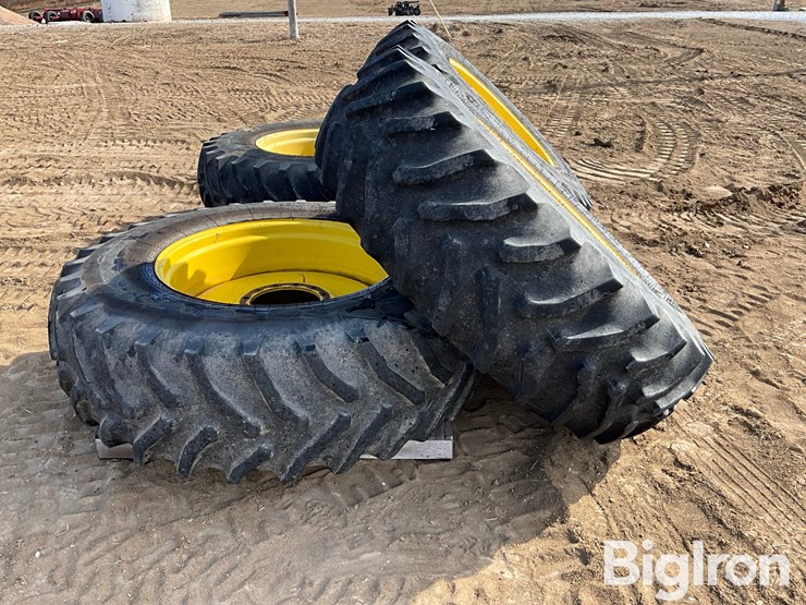 john-deere-4830-image-4