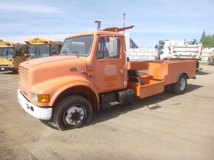 2000-international-4700-image-1