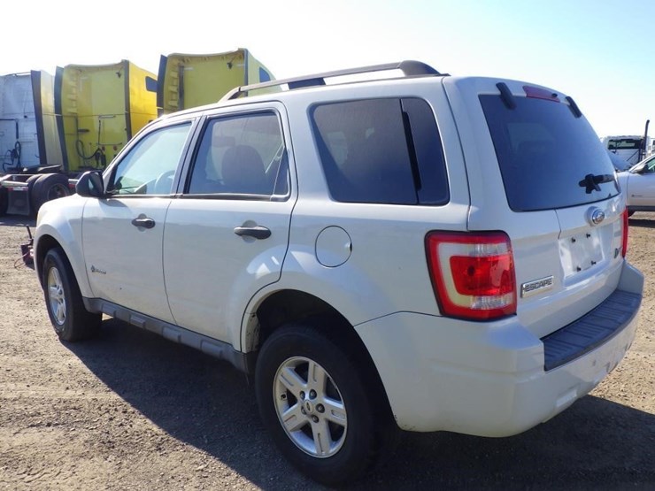 2009-ford-escape-image-4