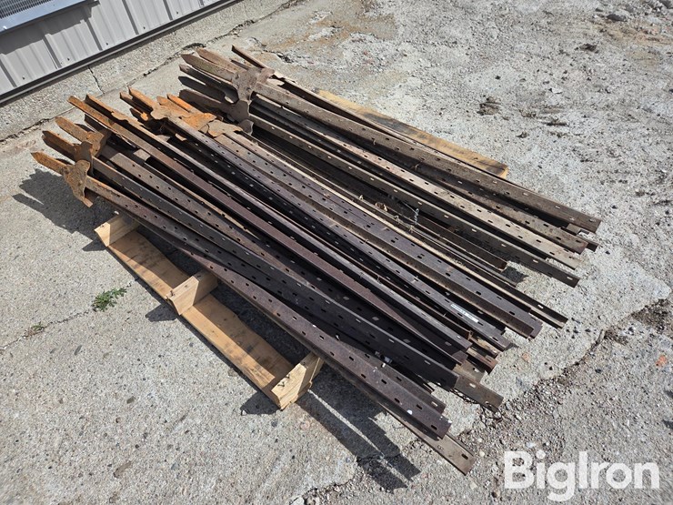 steel-t-posts-image-3