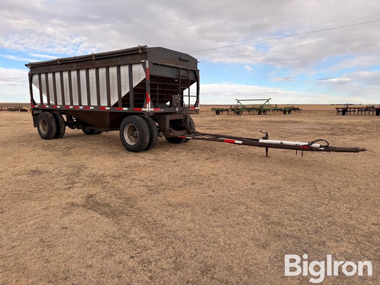 1980-target-pup-trailer-w/dolly-image-3