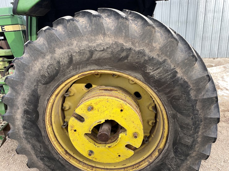 john-deere-4440-image-15