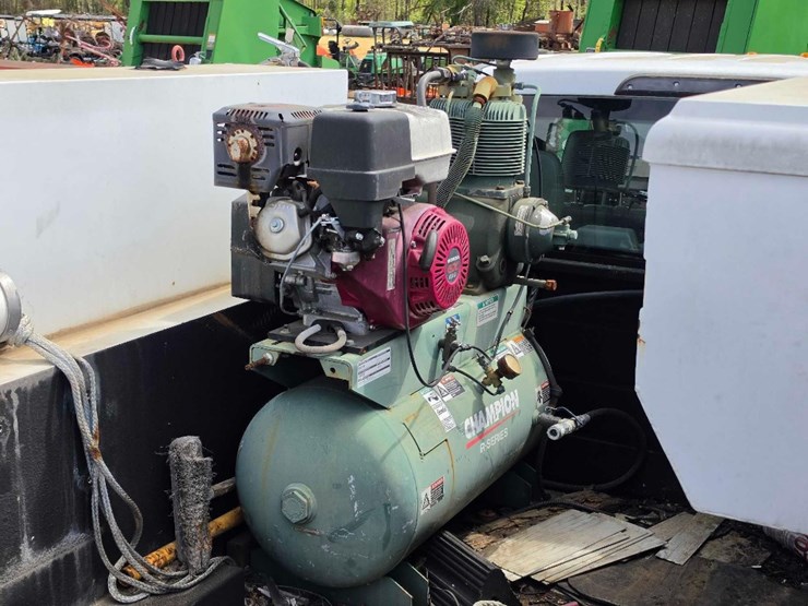 2017-ford-f450-xl-image-10