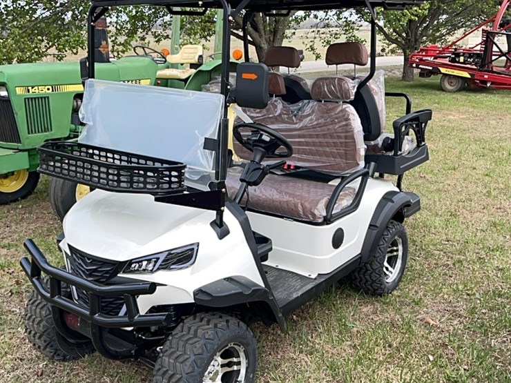 brandnew-4-seat-electric-golf-cart-image-1