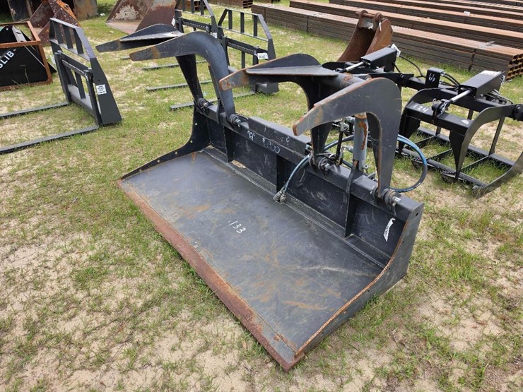 --72"-grapple-image-1