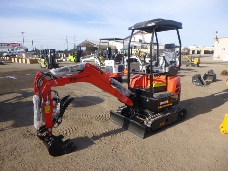 2026-tpm-18hs-hydraulic-excavator-image-1