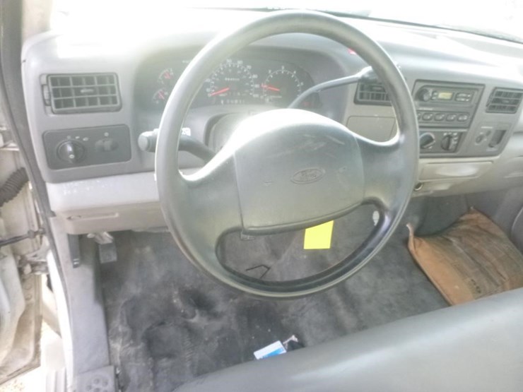 2001-ford-f350-image-11