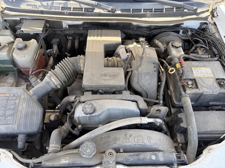 2011-chevrolet-colorado-image-18