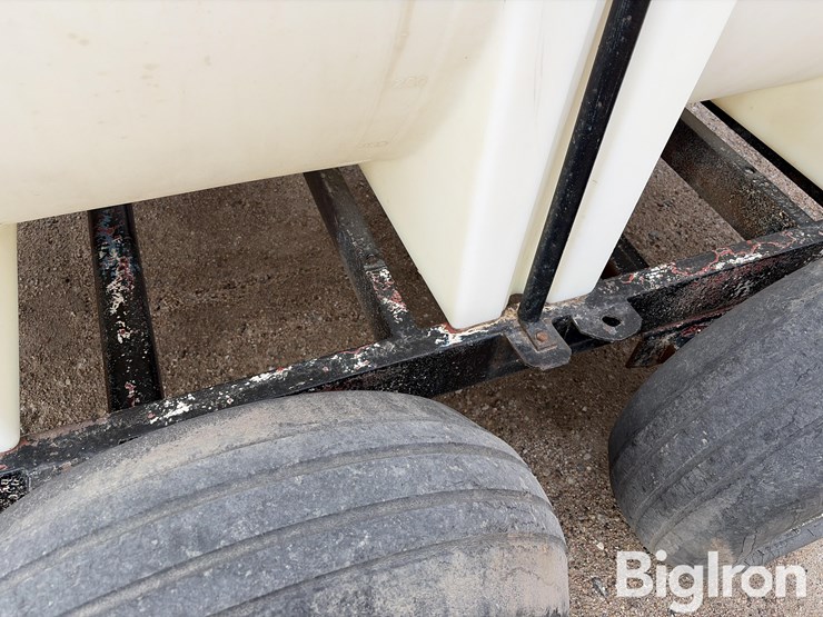 750-gallon-t/a-nurse-tank-trailer-image-10