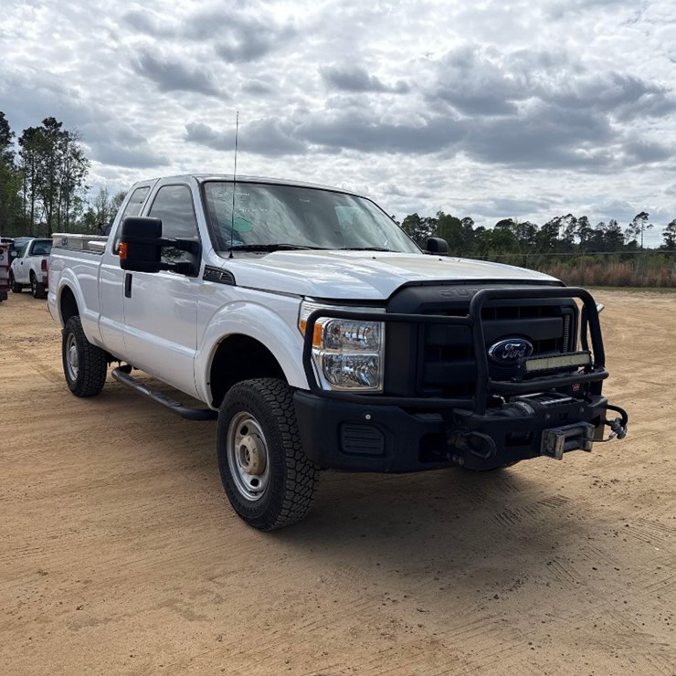 2015 FORD F250 XL
