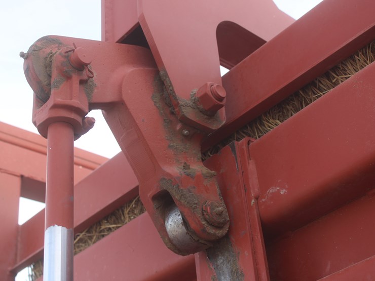 hesston-4910-image-70