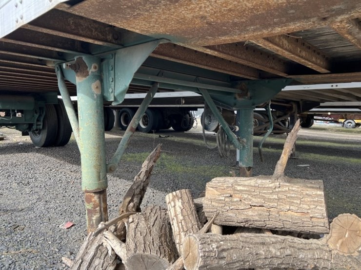 1984-fruehauf-trailer-image-2