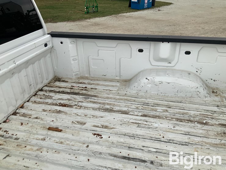 2022-chevrolet-silverado-2500-image-18