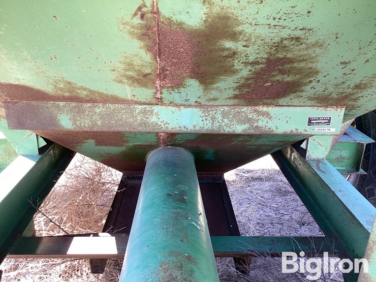 john-deere-1210-image-12