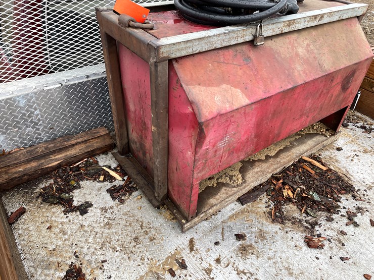 #123-•-fuel-tank-with-12v-electric-pump-image-2