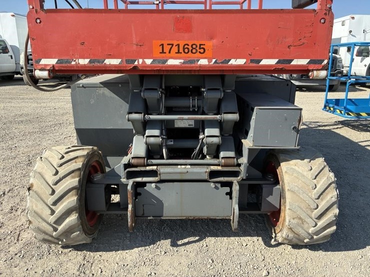 2018-skyjack-sj6826rt-image-9