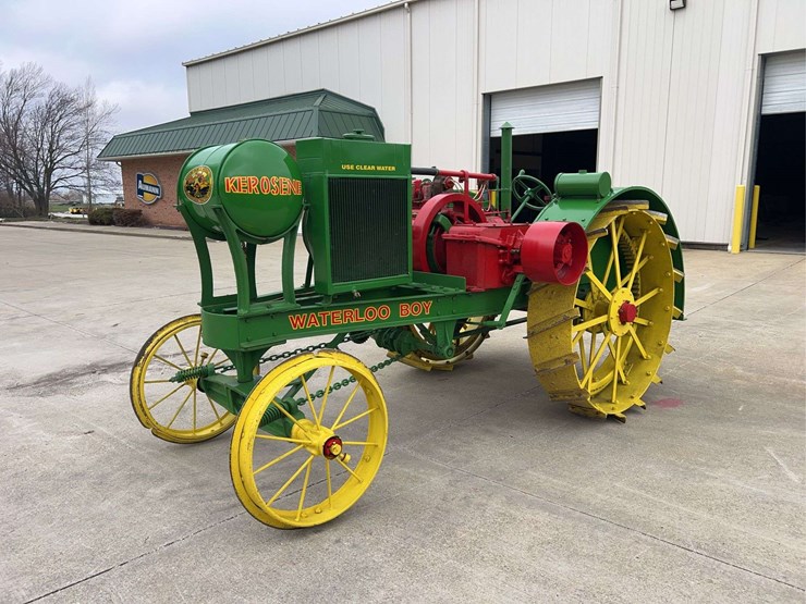12-25-waterloo-boy-model-n-image-1