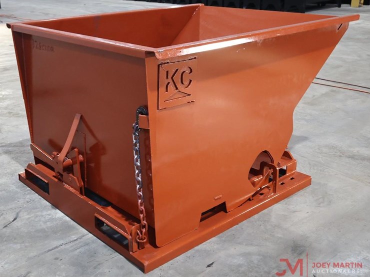 2.0-cu.-yd.-self-dumping-hopper-w/-fork-pockets-image-4