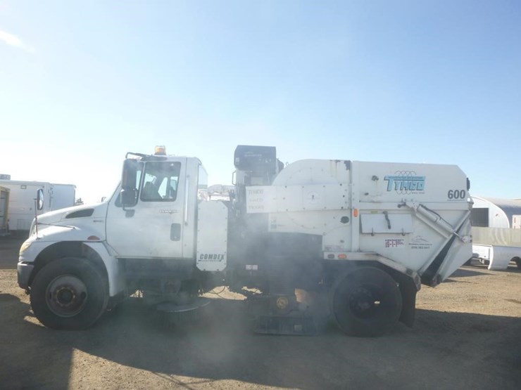 2014-international-4300-image-6