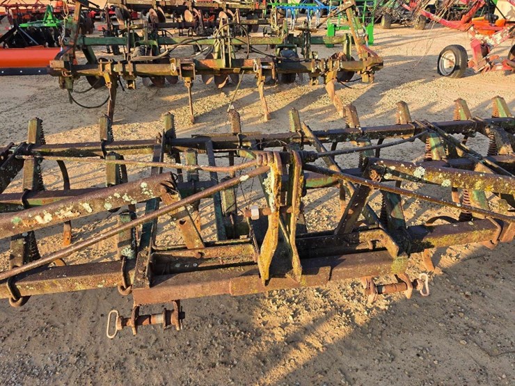 3210-john-deere-20-image-6