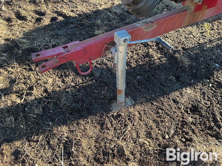 hutchinson-/mayrath-10-82-swing-away-auger-image-9