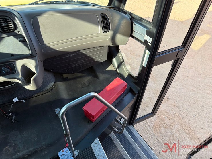 thomas-saf-t-liner-c2-image-16