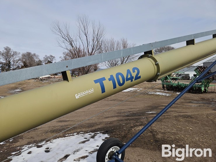 2014-harvest-international-t1042-image-20