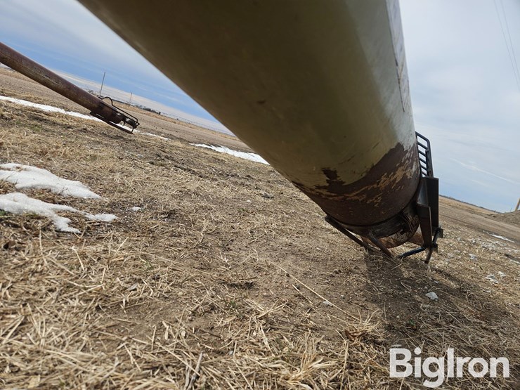 2014-harvest-international-t1042-image-14