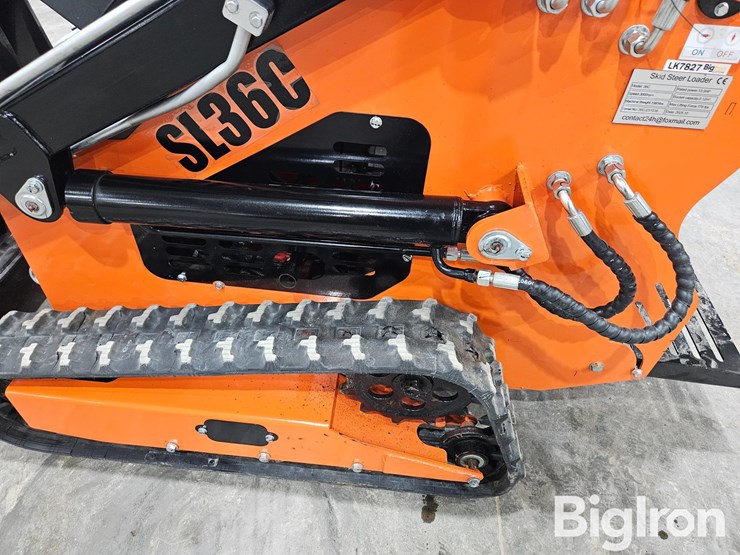 2025-massey-ferguson-730-image-10