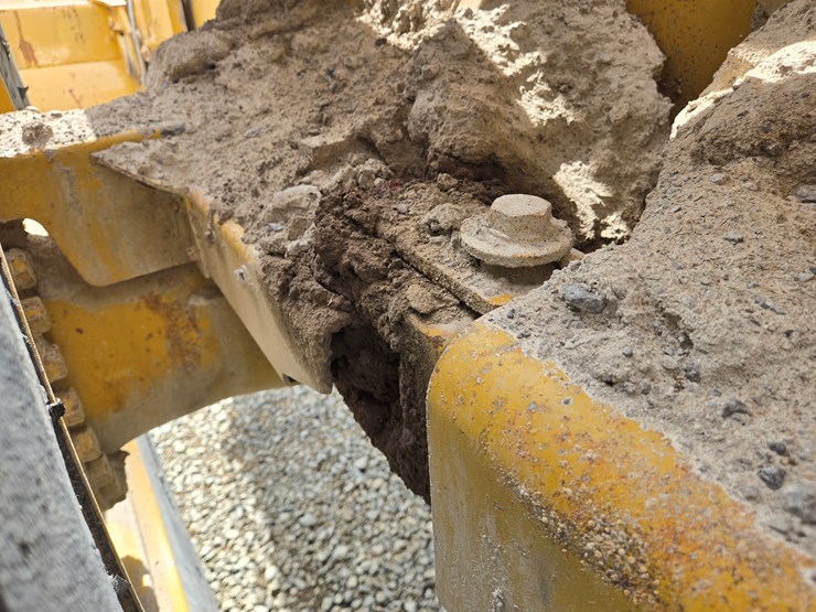 2001-caterpillar-988g-image-38