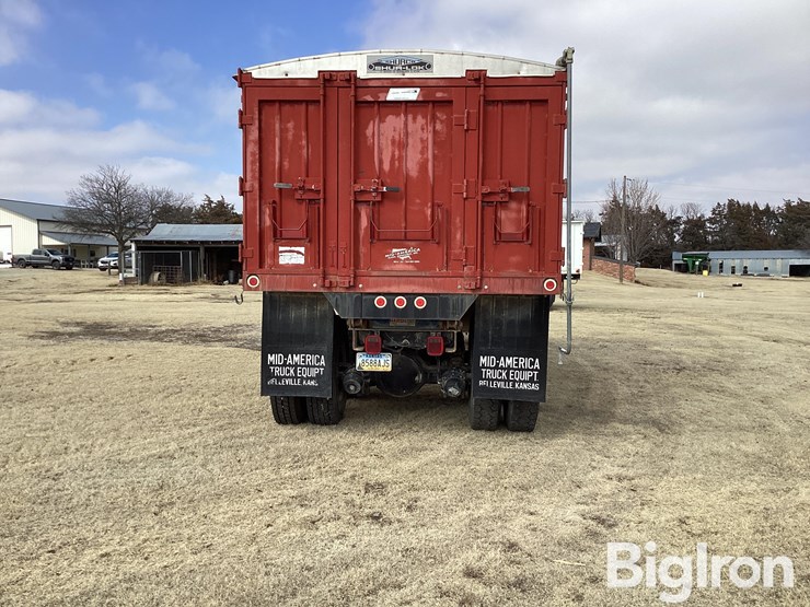 1990-ford-ft900-image-6