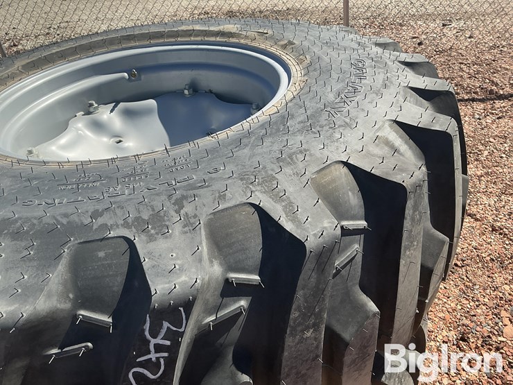 massey-ferguson-24-image-10