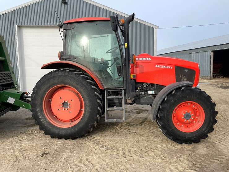 kubota-m135gx-image-4