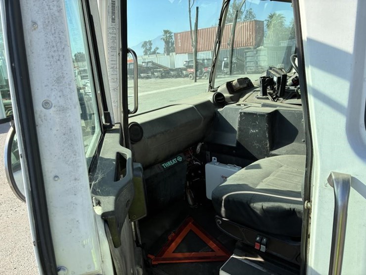 2009-autocar-xpeditor-image-10