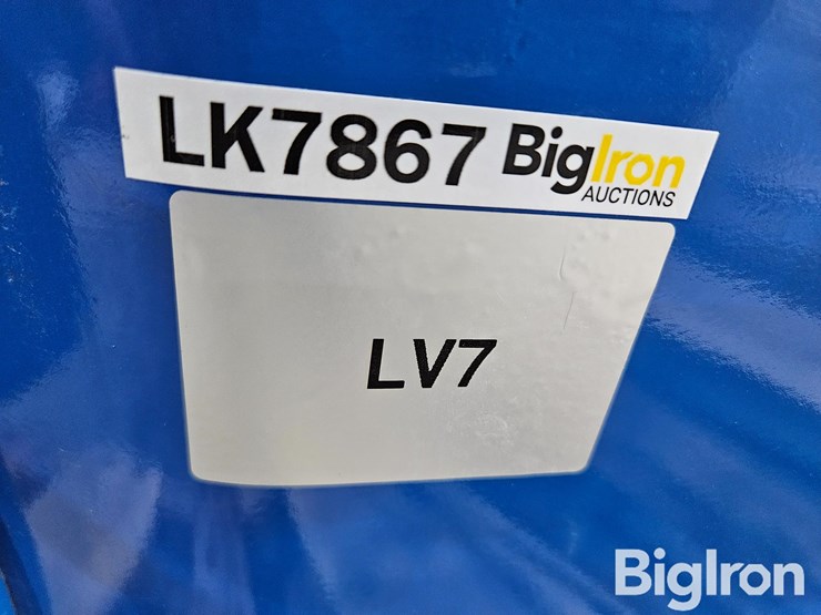 2025-massey-ferguson-730-image-19