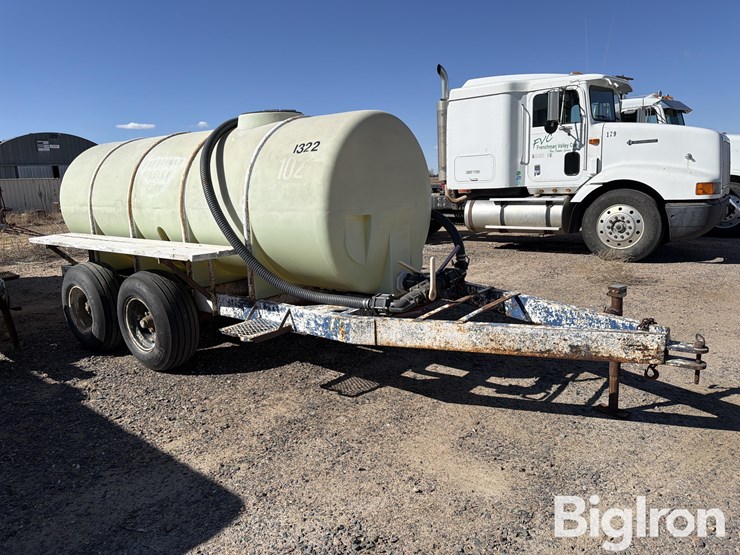 1050-gallon-t/a-nurse-tank-trailer-image-2