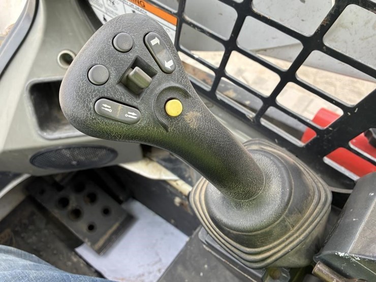 2018-bobcat-t650-image-18