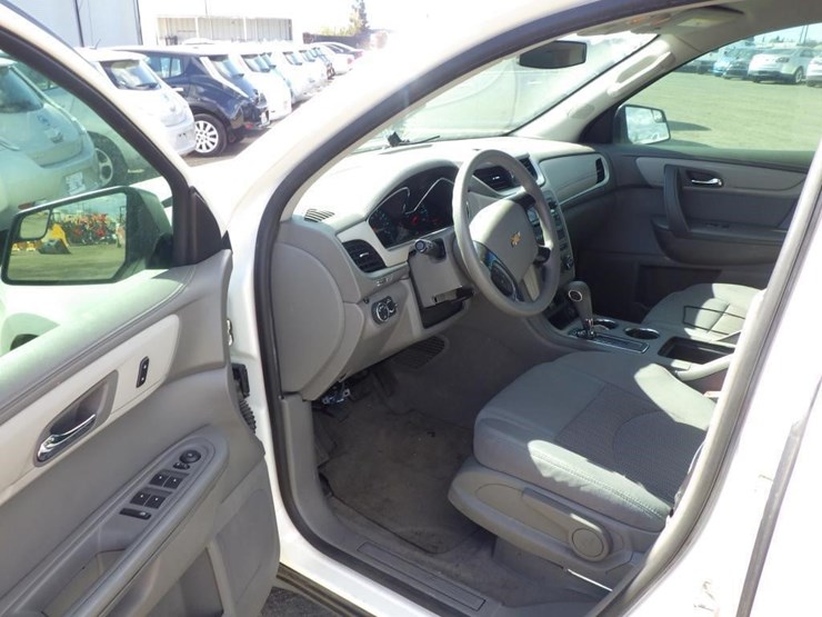 2014-chevrolet-traverse-image-5