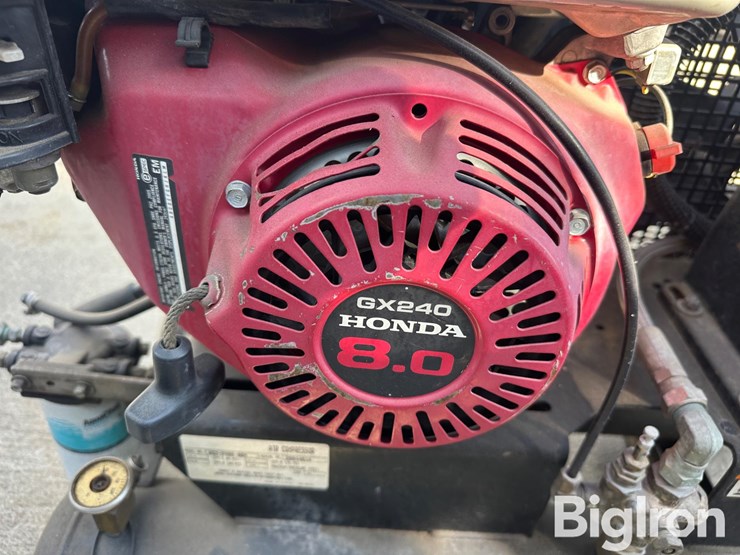 deere-ac2-8gh-image-19