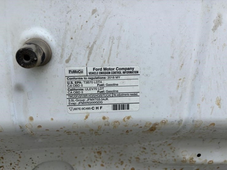 2018-ford-f150-xl-image-8