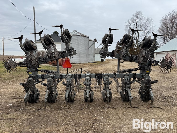 hinkier-6000-12r30"-cultivator-image-6