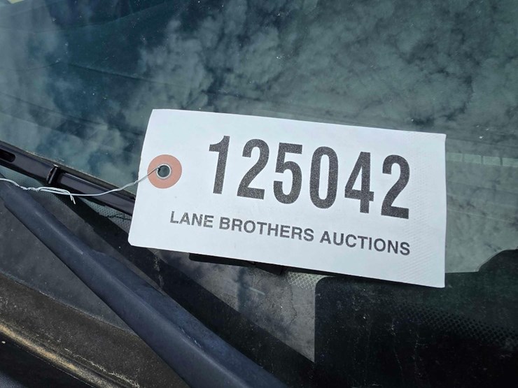 2019-ford-f150-xl-image-15