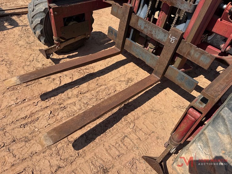 chrisman-mfg-rt5500-truck-mount-forklift-image-6