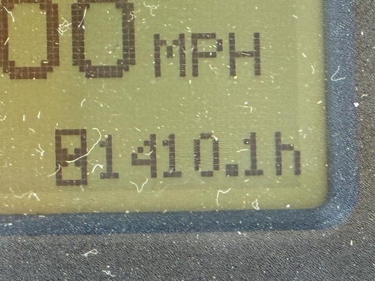 2004-john-deere-6420-image-17