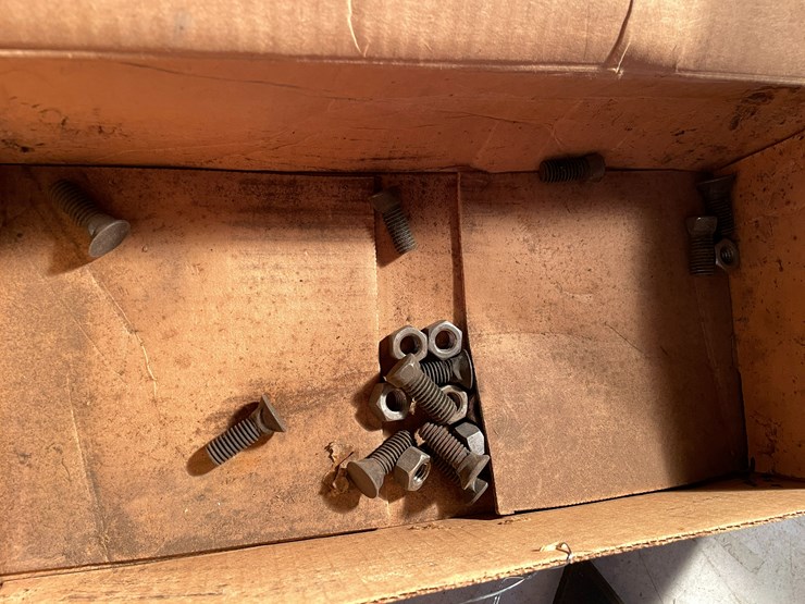 john-deere-145-image-6