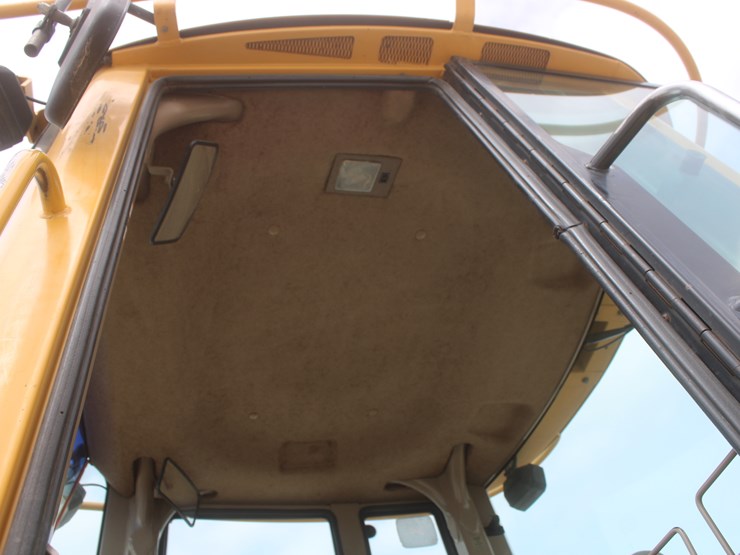 1998-john-deere-444h-image-38