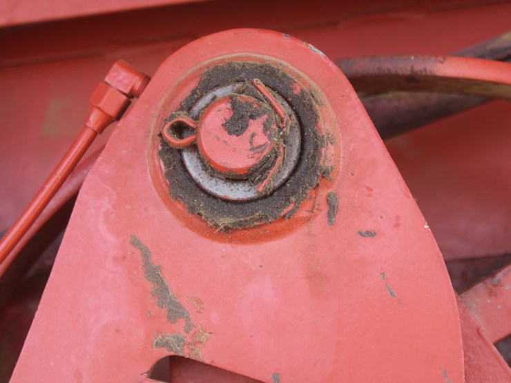 hesston-4910-image-80