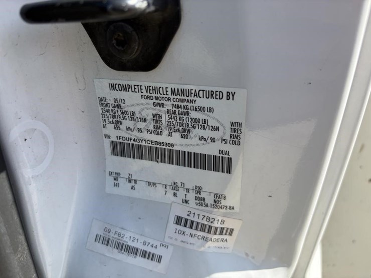 2012-ford-f450-image-16