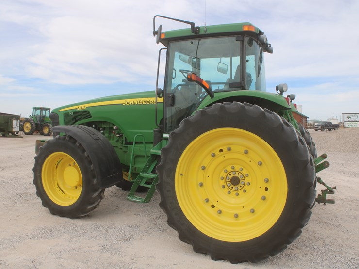 john-deere-8120-image-34